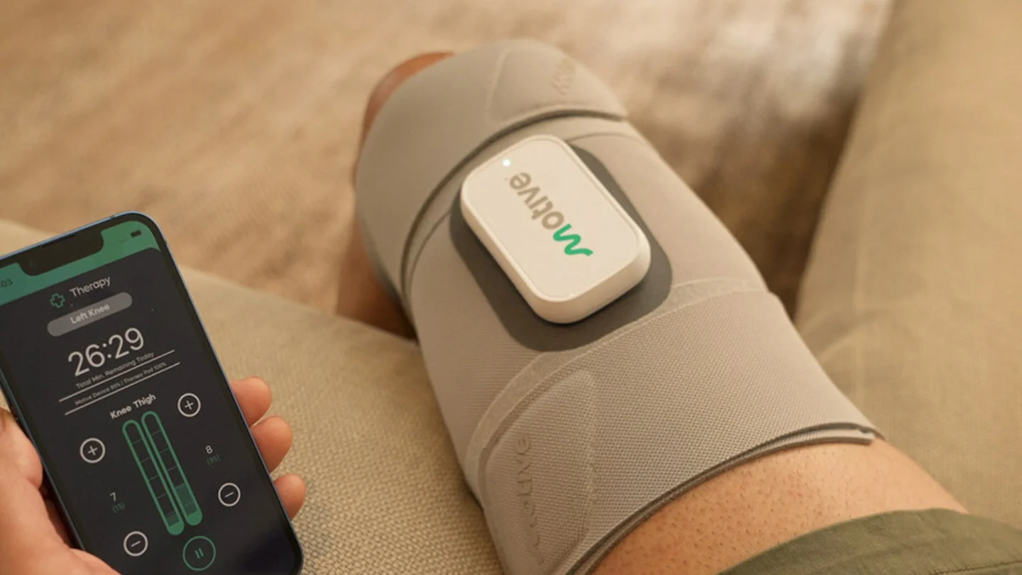 Motive Knee Device